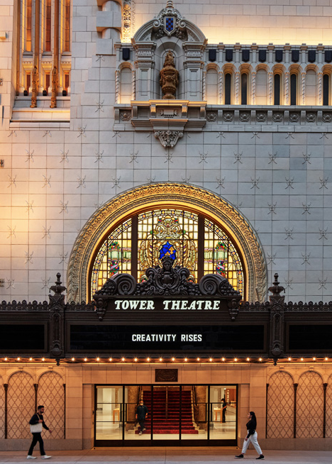 Abrió el Apple Tower Theatre en el centro de los Ángeles