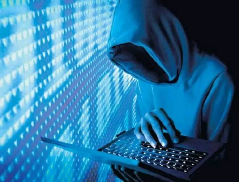 Apple Hackers